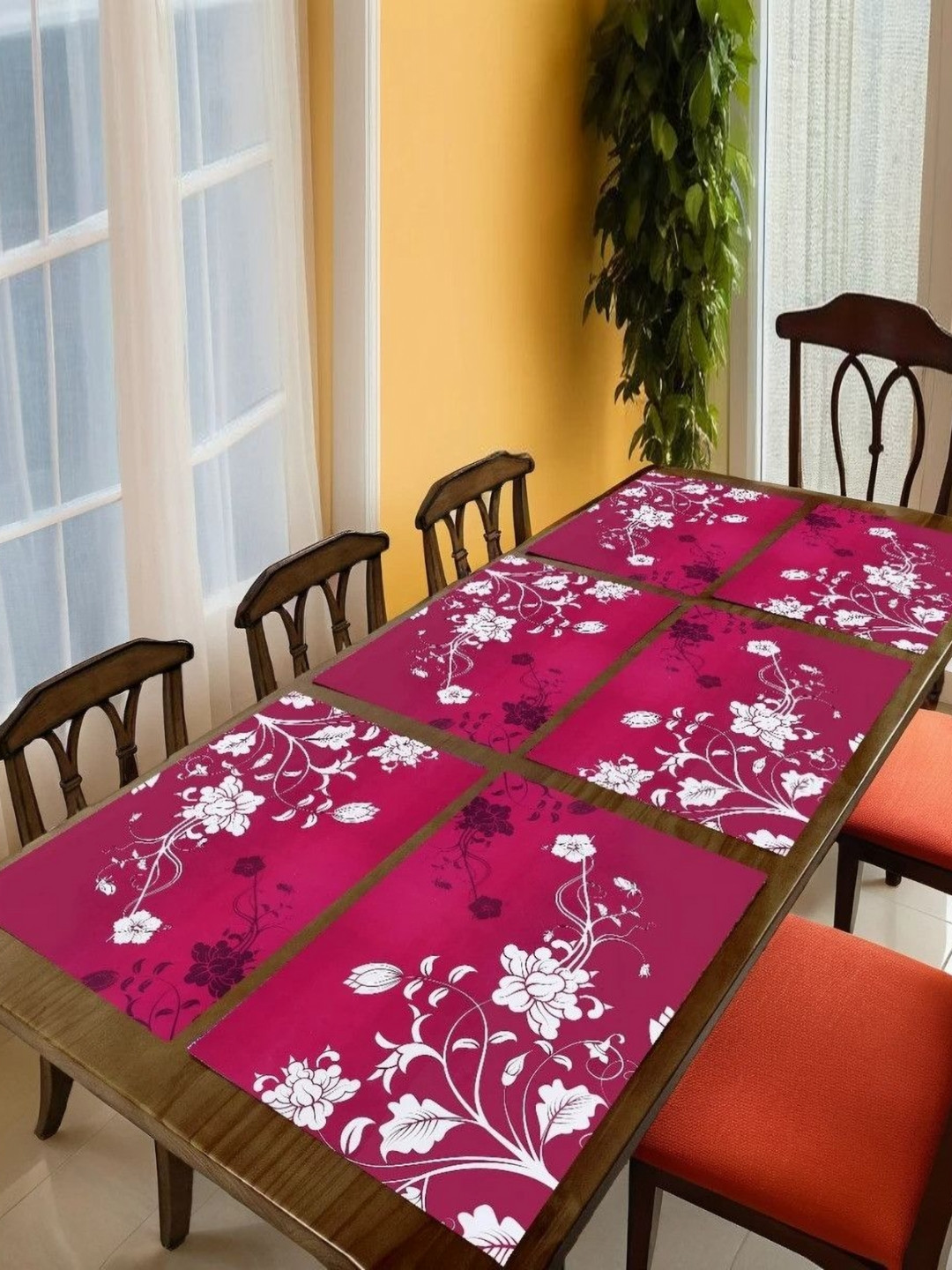 Aure 6-Pcs Red & White Printed Table Placemats