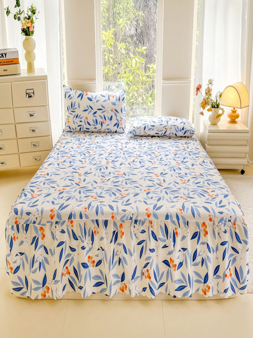 JC HOME Manzar White Leaf Polycotton 140 TC Fitted King Bedsheet with 2 Pillow Covers-180 x 200 cm