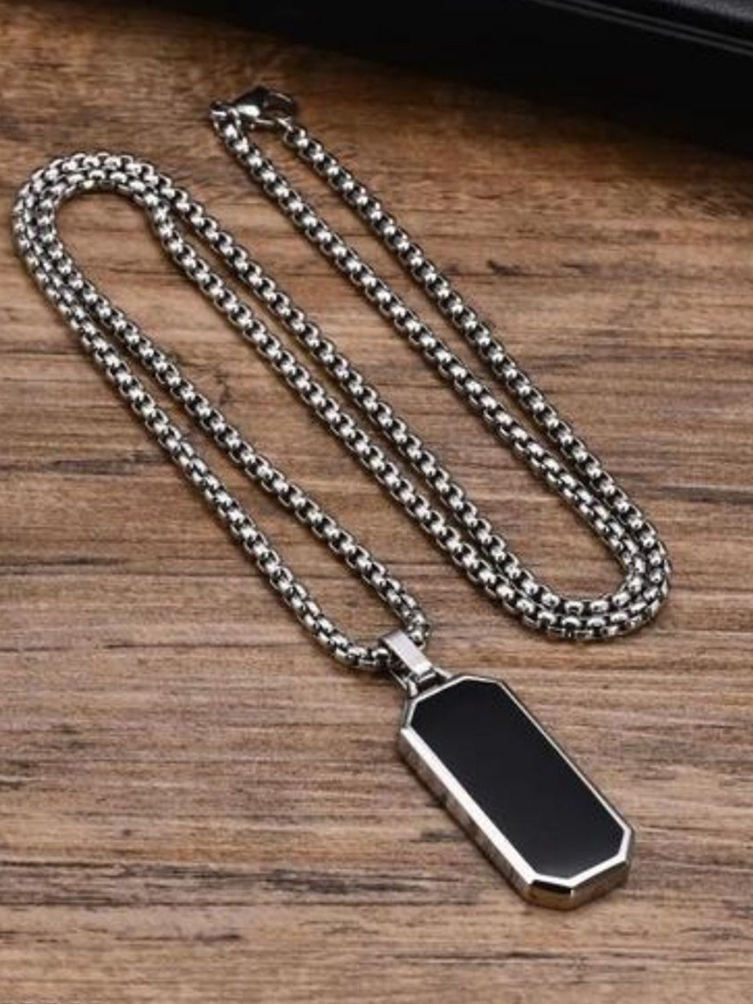 Nitant Men Silver-Plated Glass Cut Rectangular Pendant with Chain