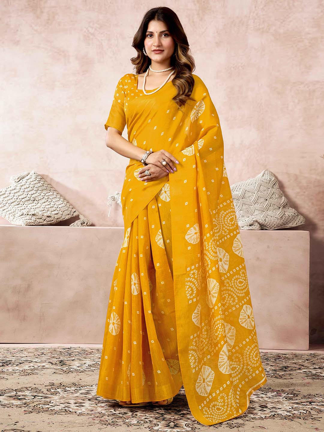 KALINI Bandhani Print Saree With Unstitched Blouse Piece