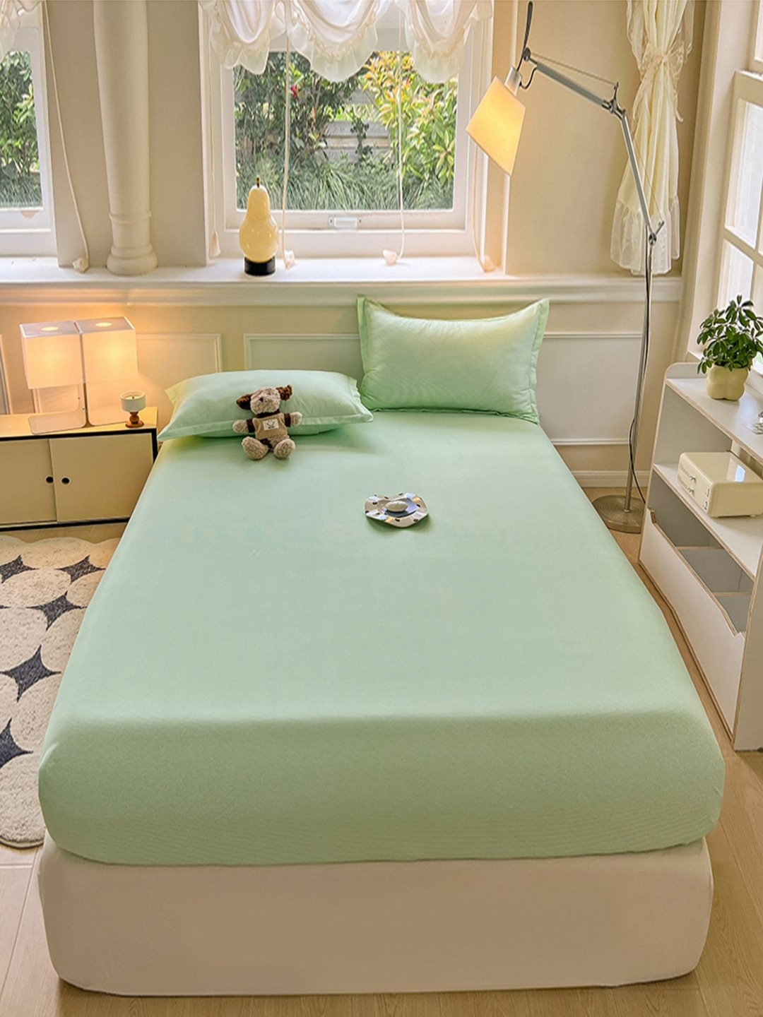 JC HOME Green Polycotton 140 TC Fitted Double Bedsheet with a Pillow Cover-48 x 74 inches