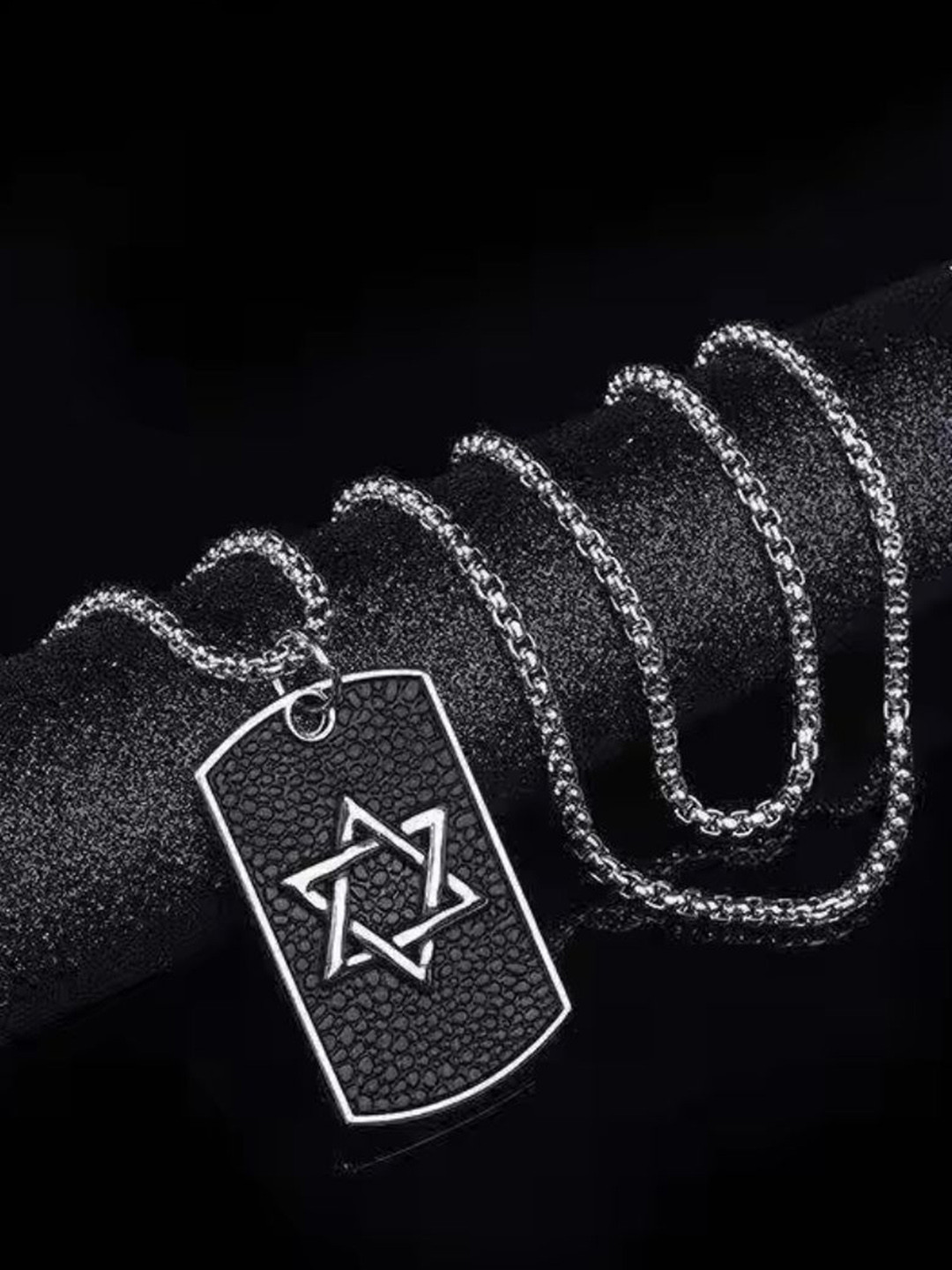 Nitant Men Silver-Plated Rectangle Shaped Pendant with Chain
