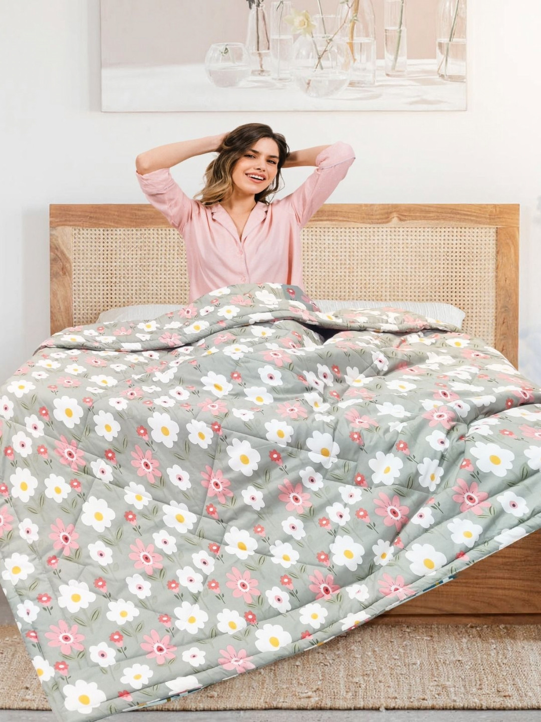 Aura Red Floral Microfiber AC Room 300 GSM Double Bed Comforter