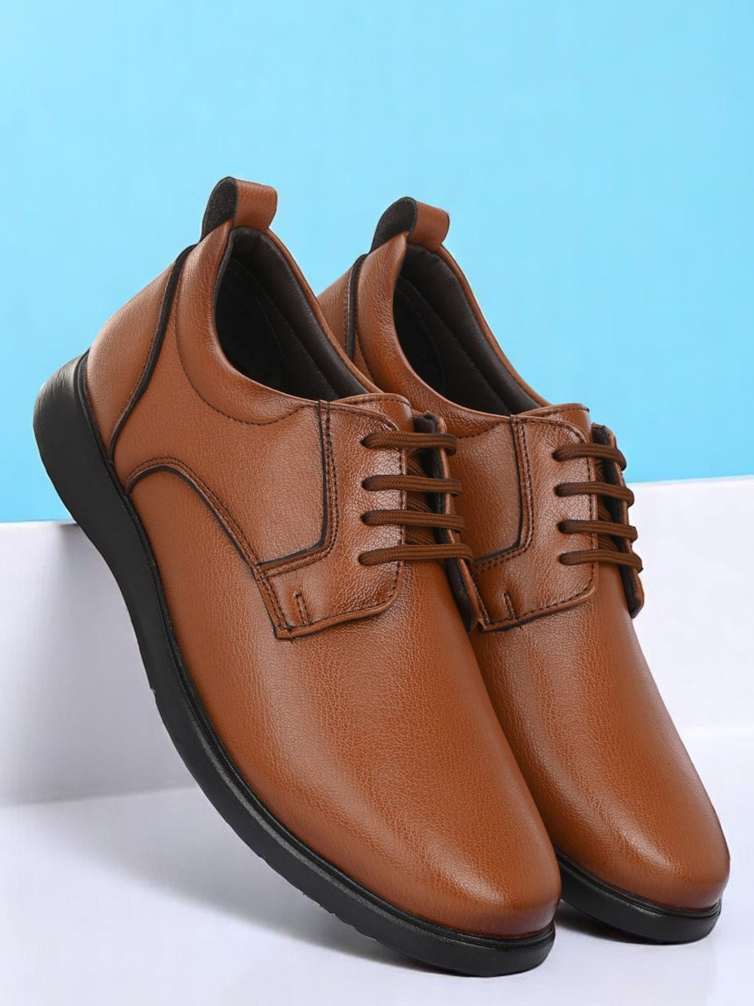 Guava Men Feather Walk Lace-Up Light Weight Derbys