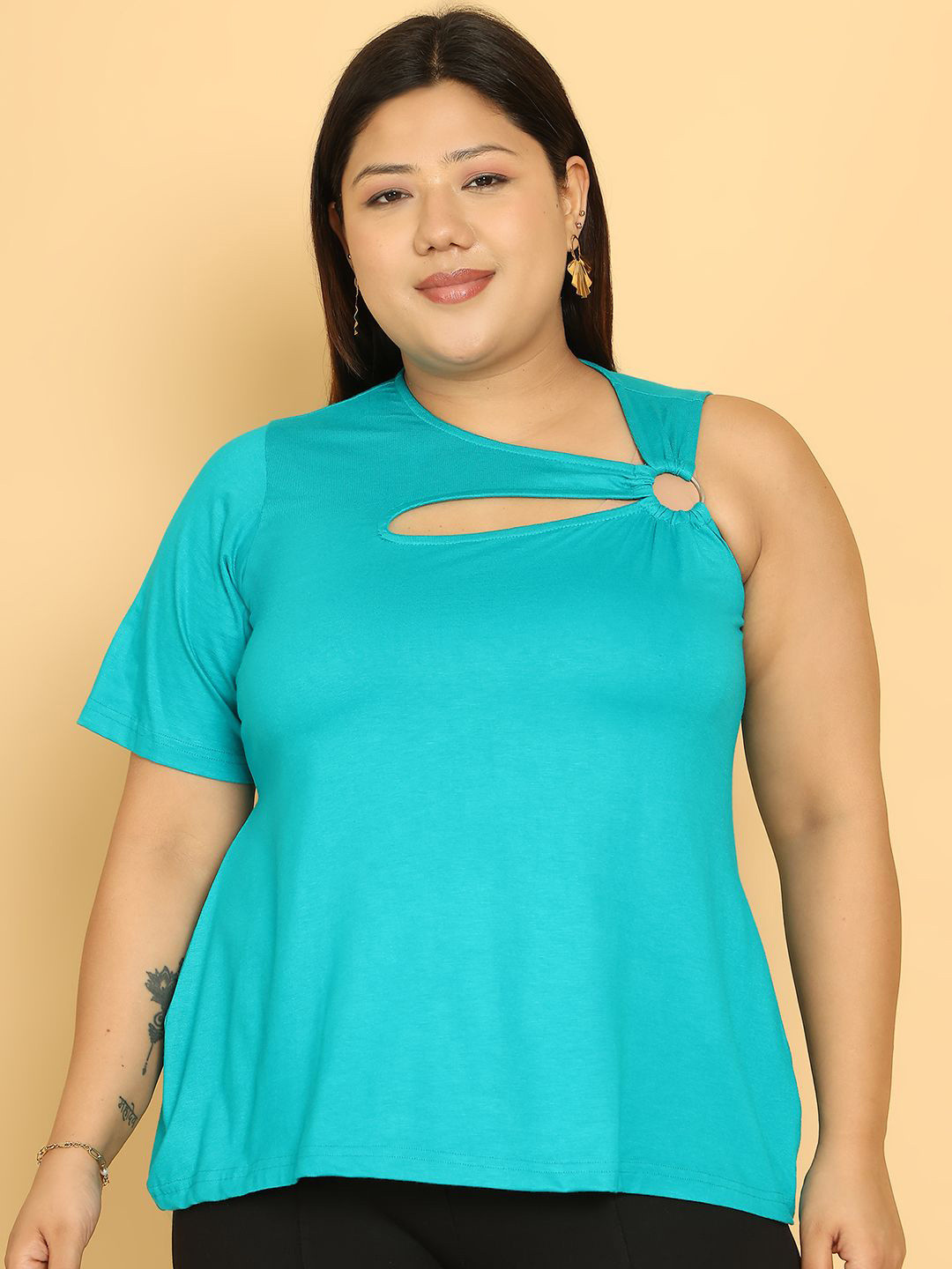 theRebelinme Plus Size Cut Out One Shoulder Top