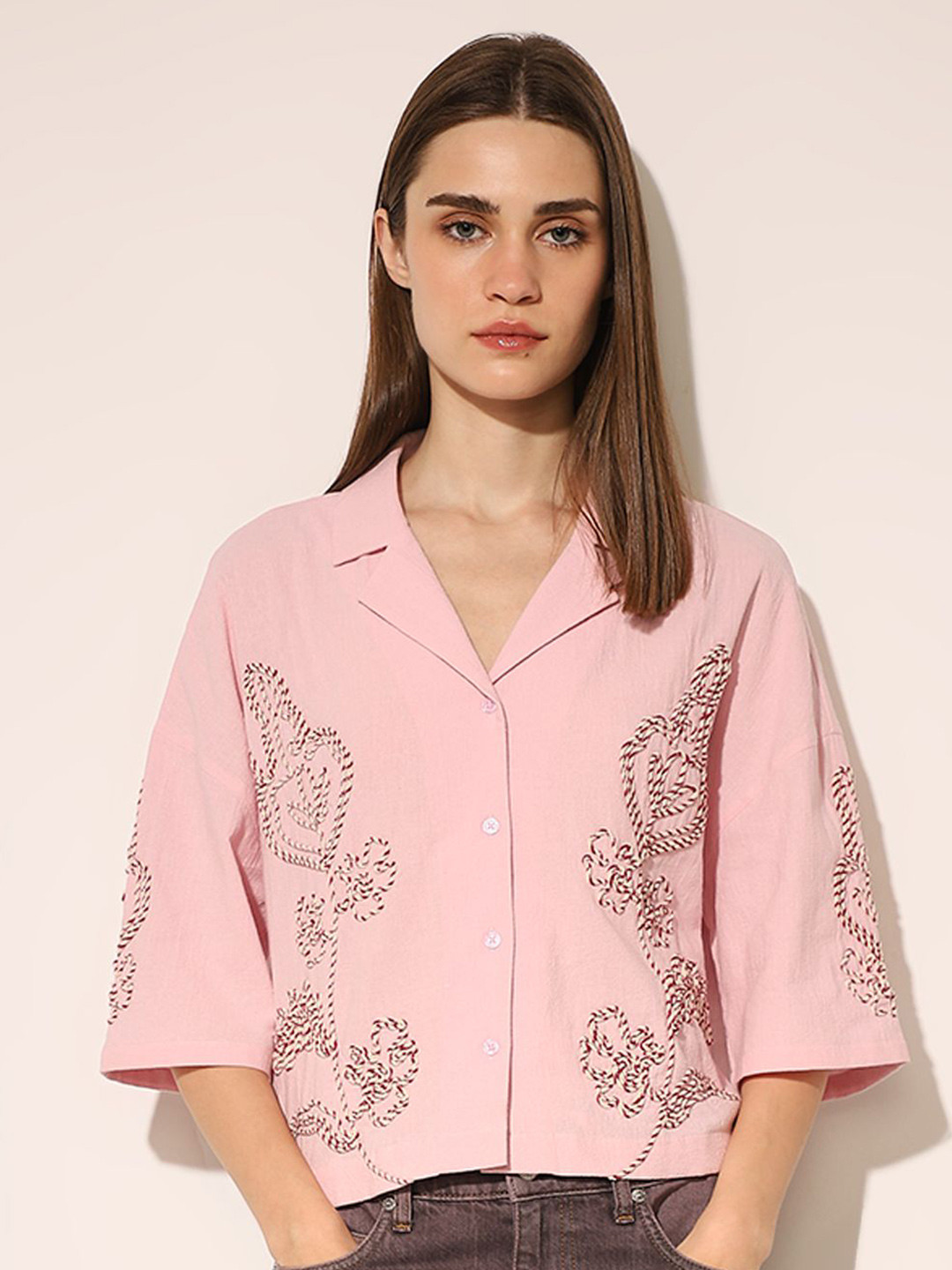 ONLY Lilly Floral Embellished Lapel Collar Boxy Crop Shirt