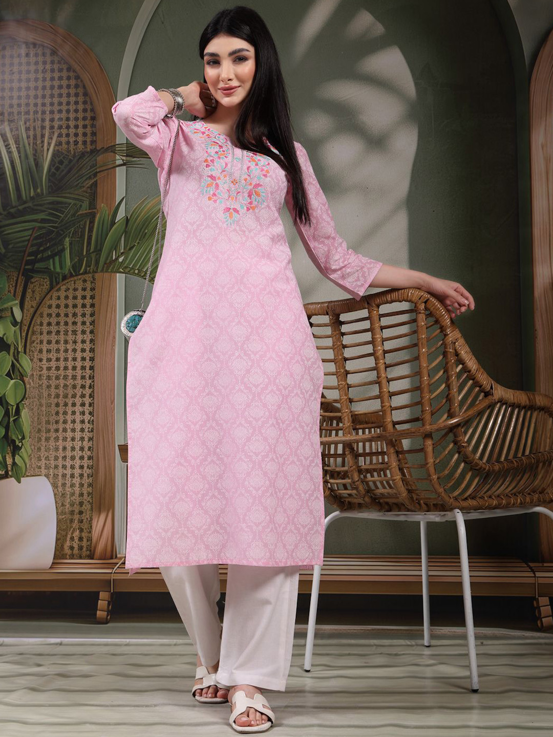 Sangria Floral Printed Thread Work Notch Neck Pure Cotton Straight Kurta