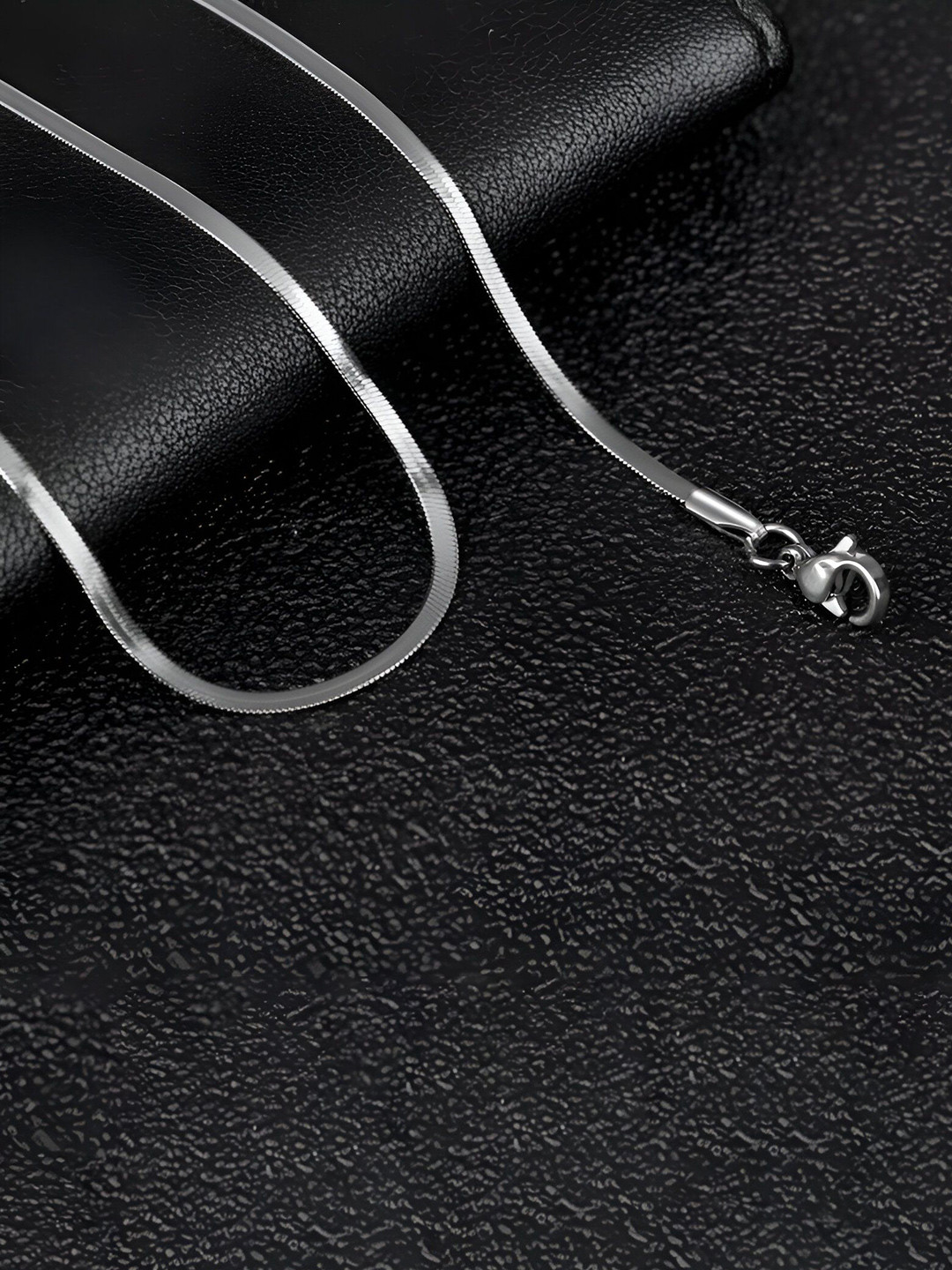 JUNKY JEWEL Unisex Silver-Plated Stainless Steel Minimal Chain
