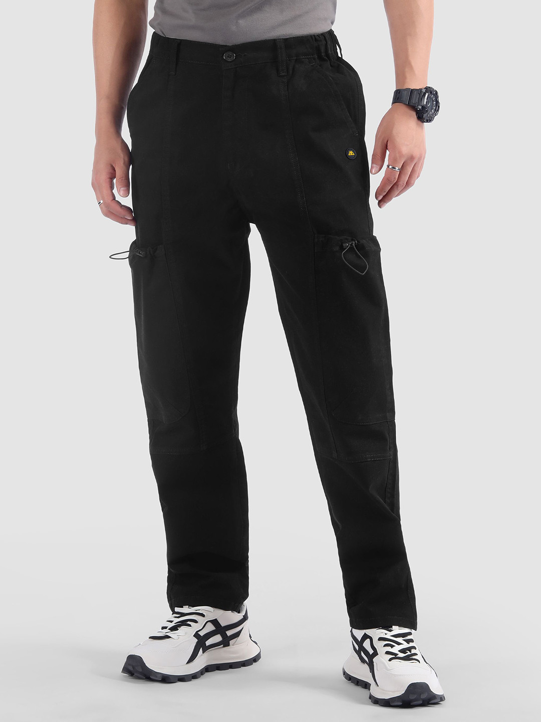 Beyoung Men Black Urban Trek Cargo Pants