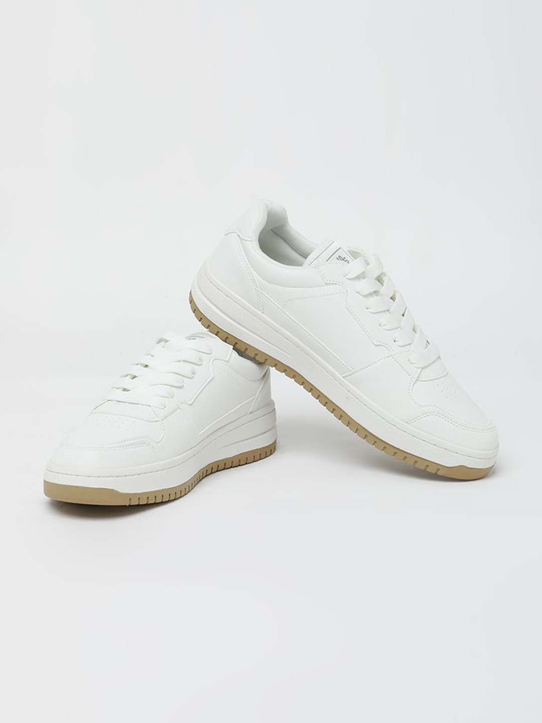 Snitch Men Lace-Ups White Solid Casual Sneakers