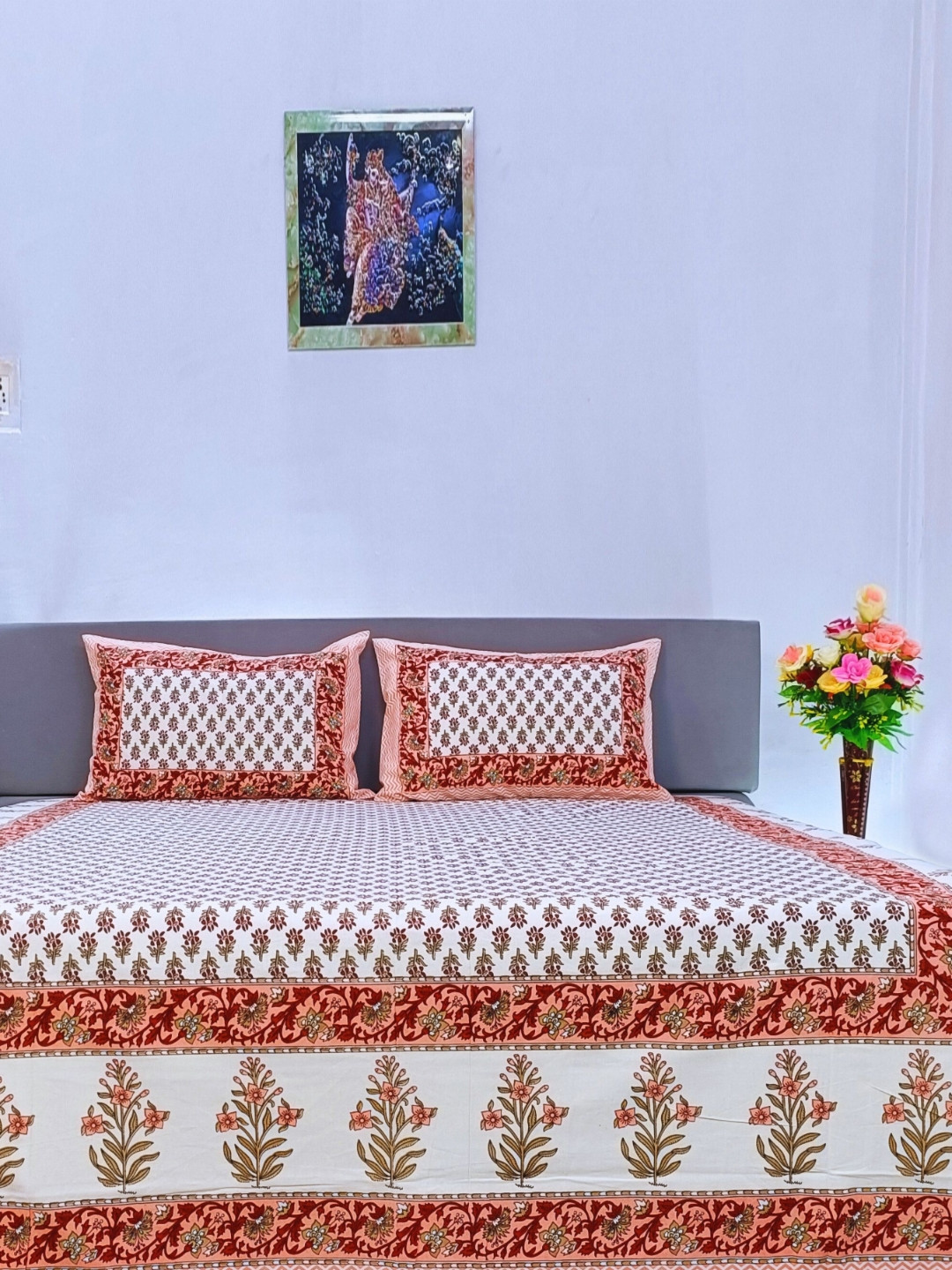 Marika Peach Floral Cotton Breathable 250 TC King Fine Bedsheet with 2 Pillow Covers-108 x 93 inches