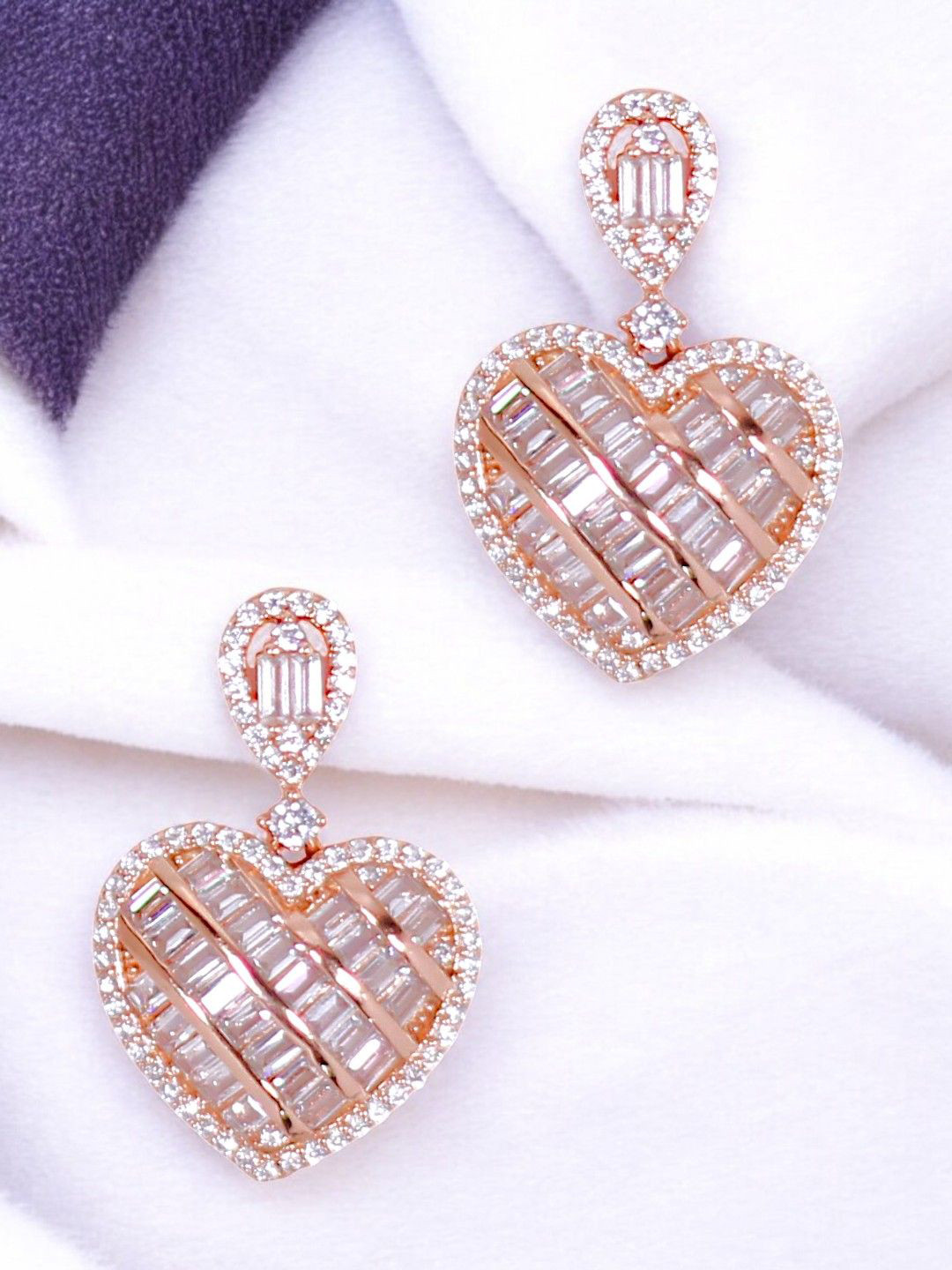 Taraash 925 Sterling Silver Rose Gold-Plated Cubic Zirconia Studded Heart Shaped Earrings