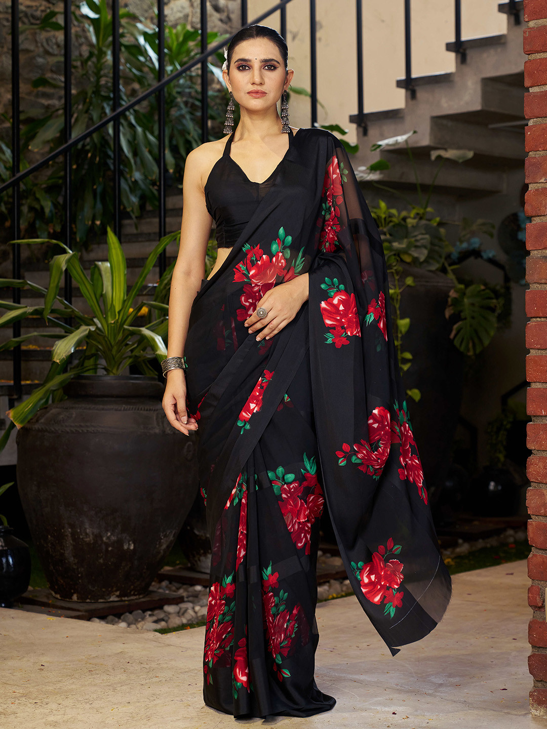 SANJANA SILK Floral Printed Saree