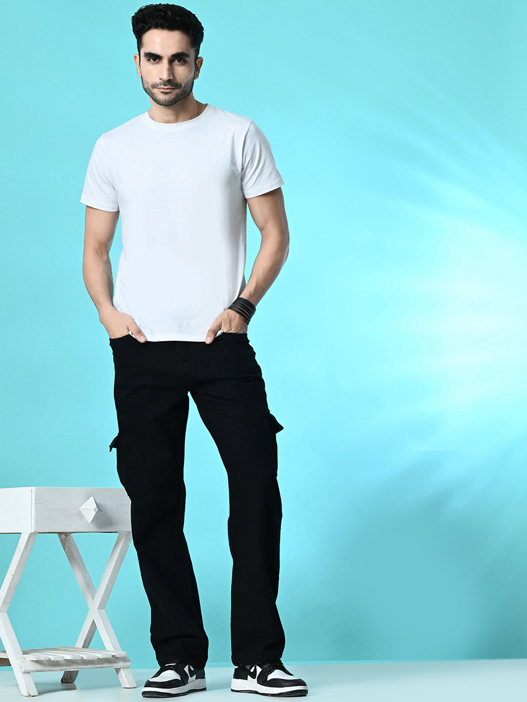 SZN Classic Mid-Rise Stretchable Jeans
