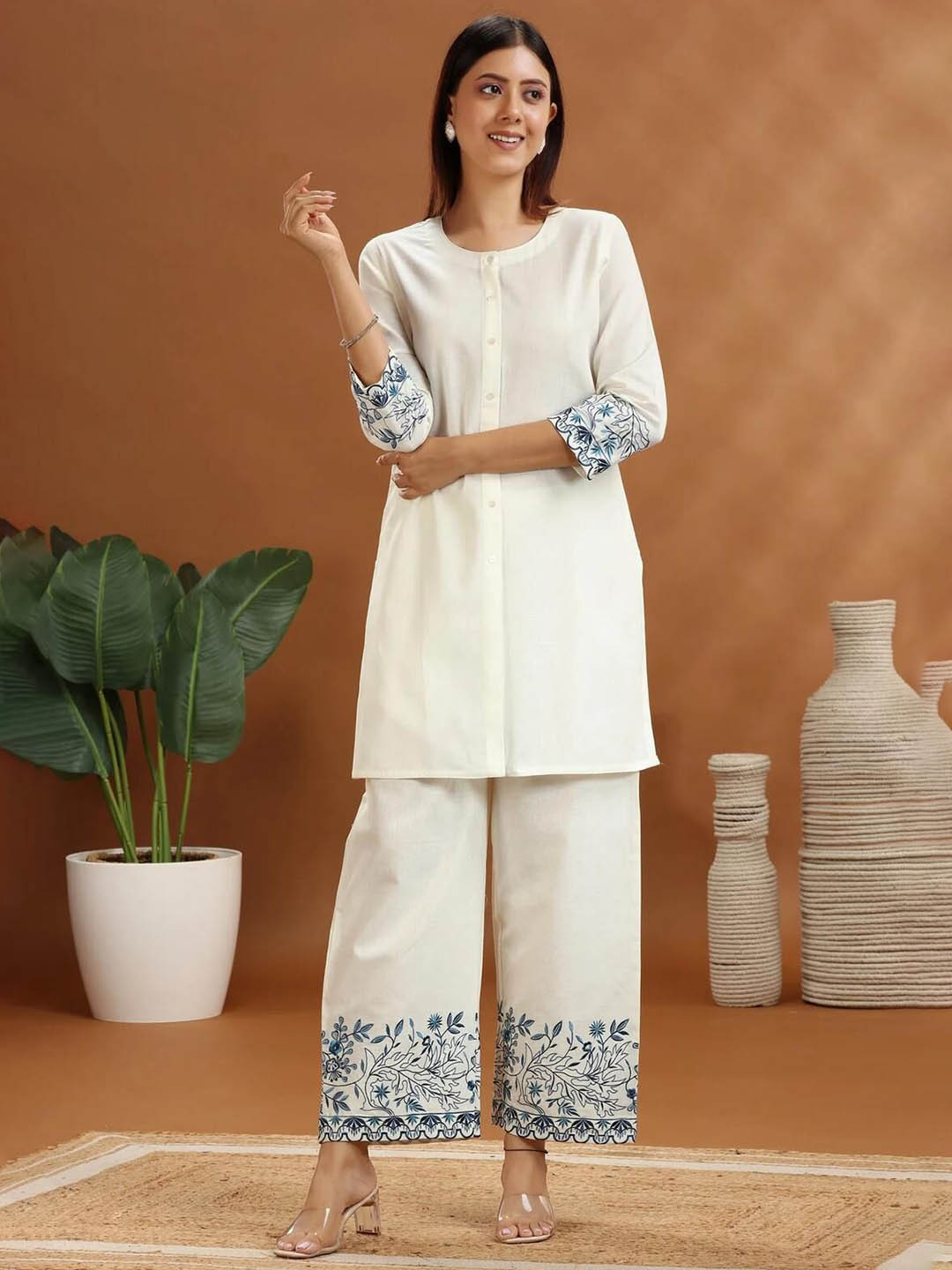 COTTON CULTURE Women Solid Cotton Kurti with Palazzo