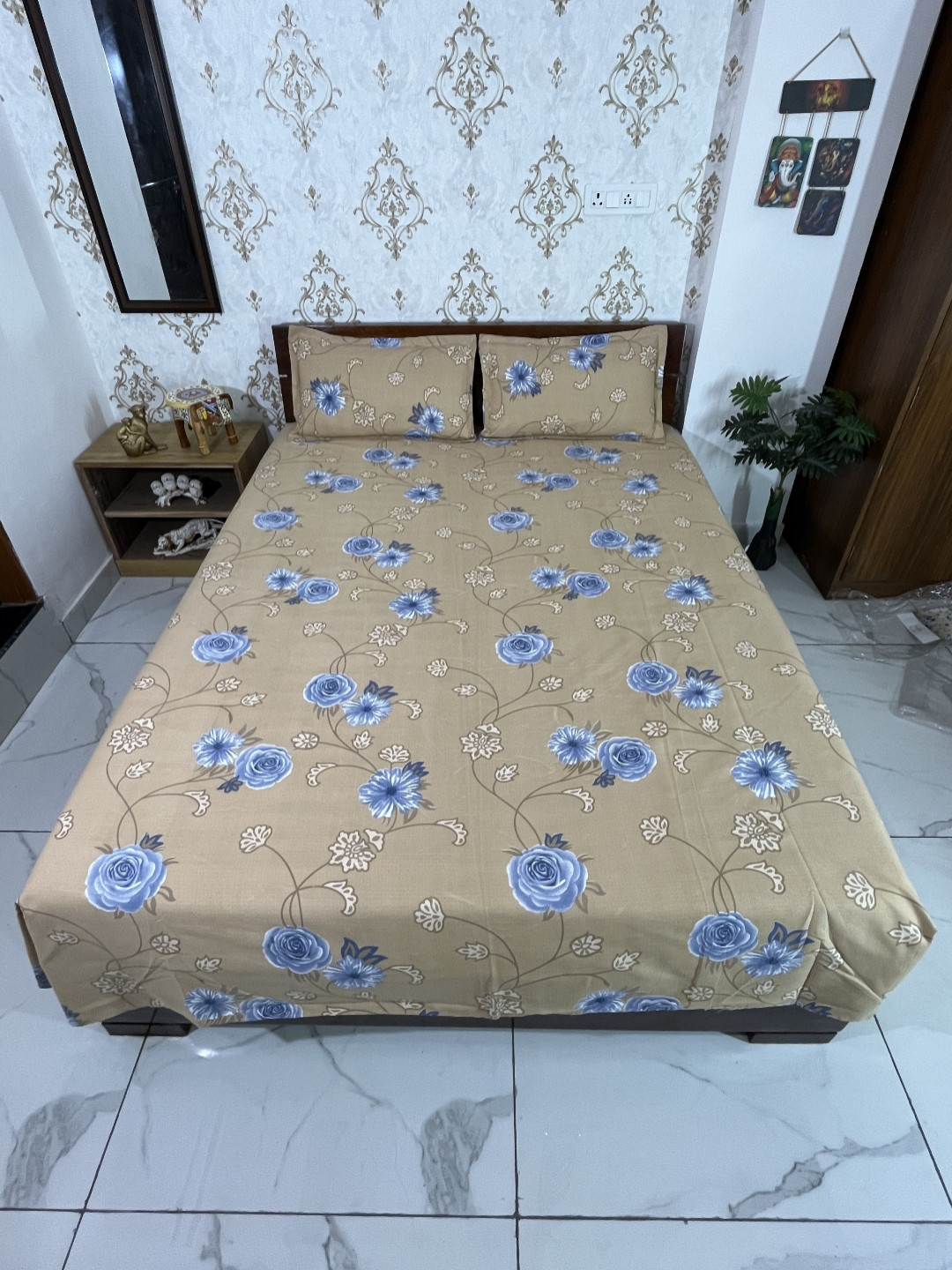 Marika Brown Floral Cotton Breathable 180 TC Queen Fine Bedsheet with 2 Pillow Covers-229 x 254 cm