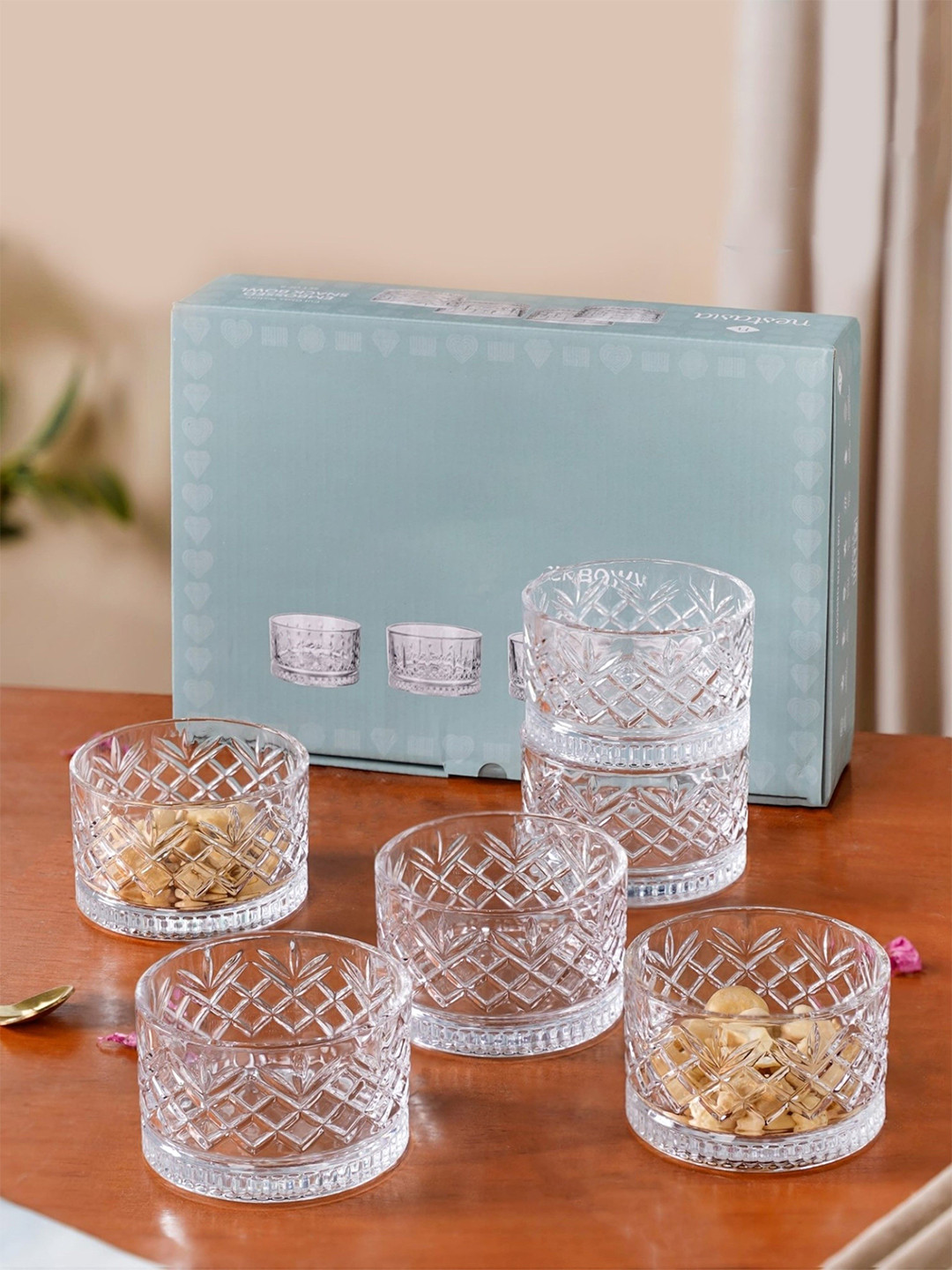 Nestasia 6 Pieces Transparent Small Glass Snacks Bowls - 220ml (Textured Leaf Motif)