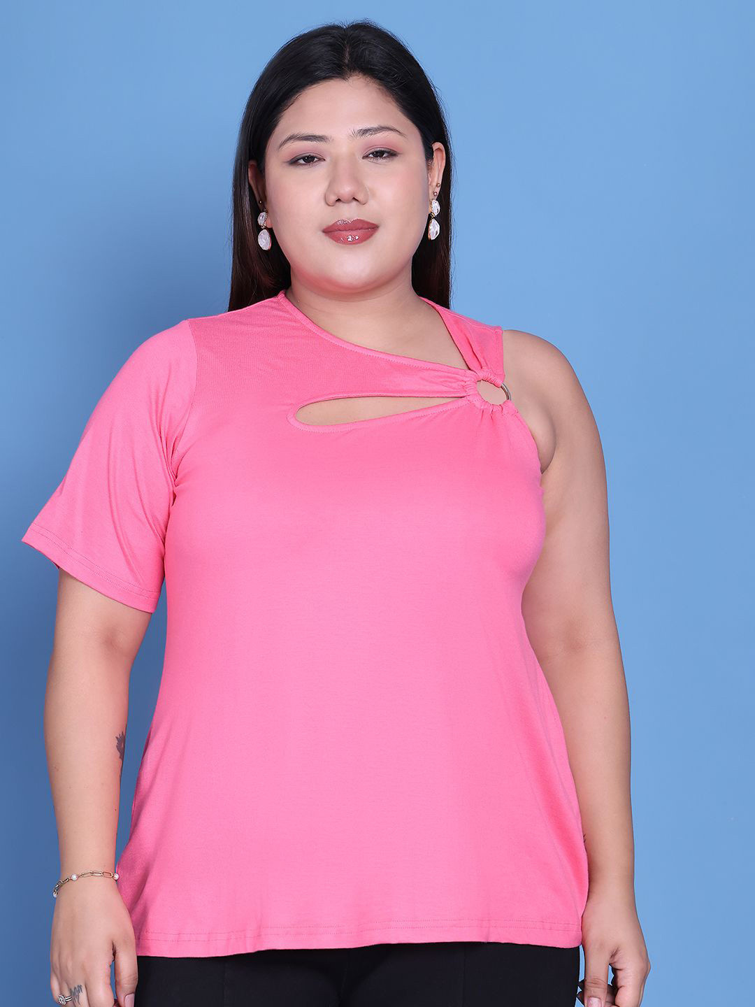 theRebelinme Women Solid Cut Out One Shoulder Top