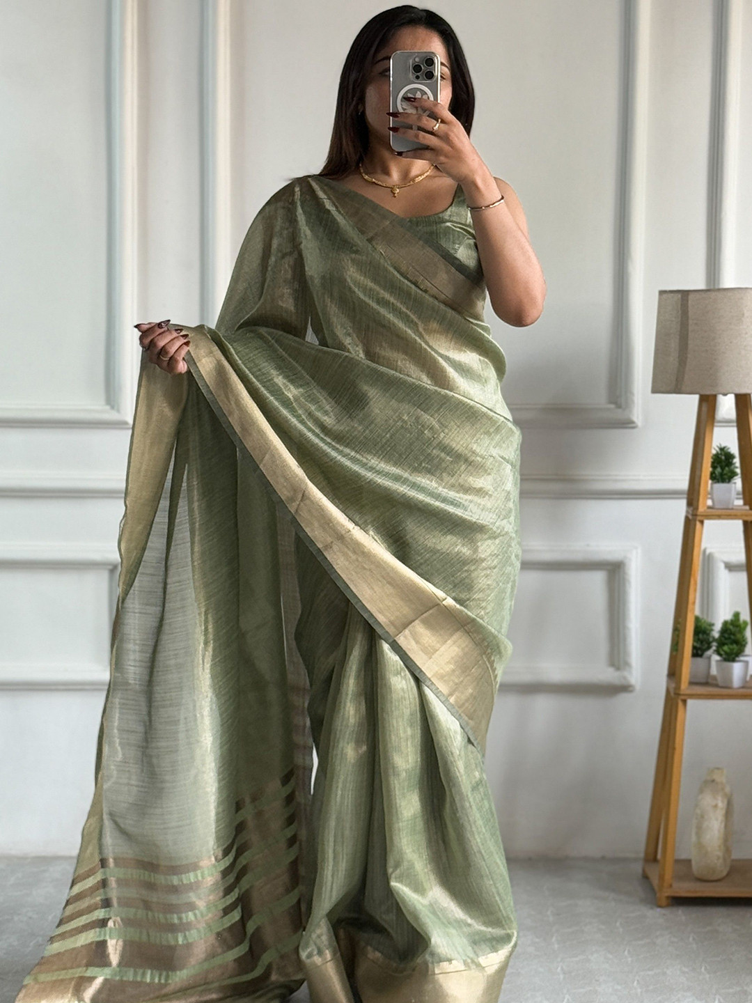 KAYOMMI Woven Design Zari Ready to Wear Saree