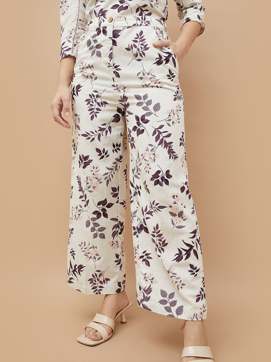 CODE by Lifestyle Women Floral Printed Slip On Parallel Trousers