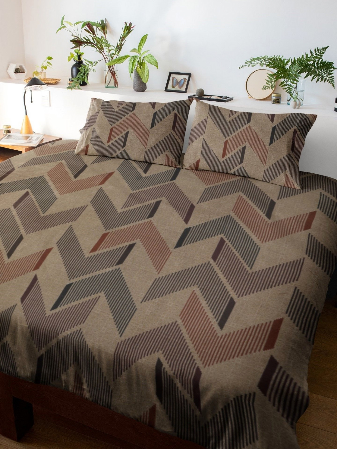 HARYANA HOOPS Beige Abstract Cotton 220 TC Queen Fine Bedsheet with 2 Pillow Covers-89 x 98 inches