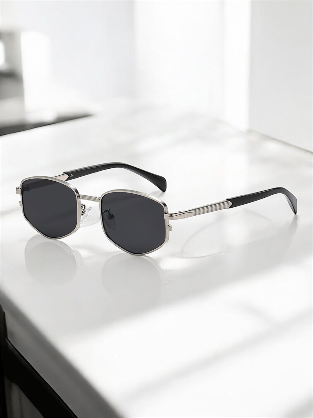 FUNGLASSES Unisex Rectangle Sunglasses with UV Protected Lens 2811 david bekam silvr blk