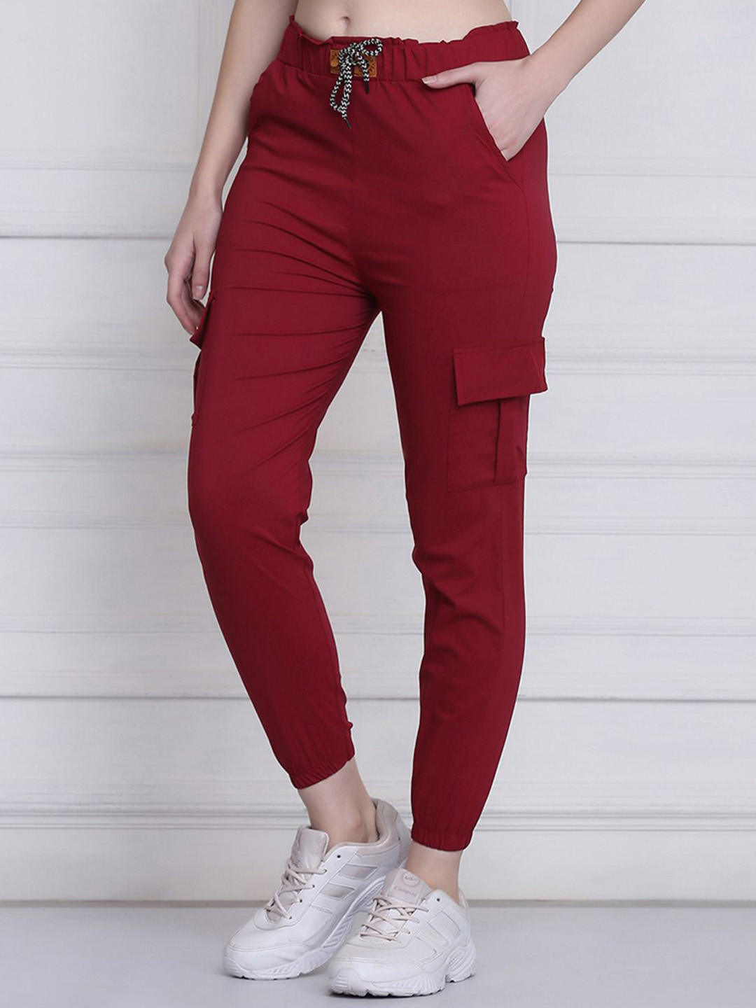 QIOA Women Relaxed Fit High-Rise Solid Joggers