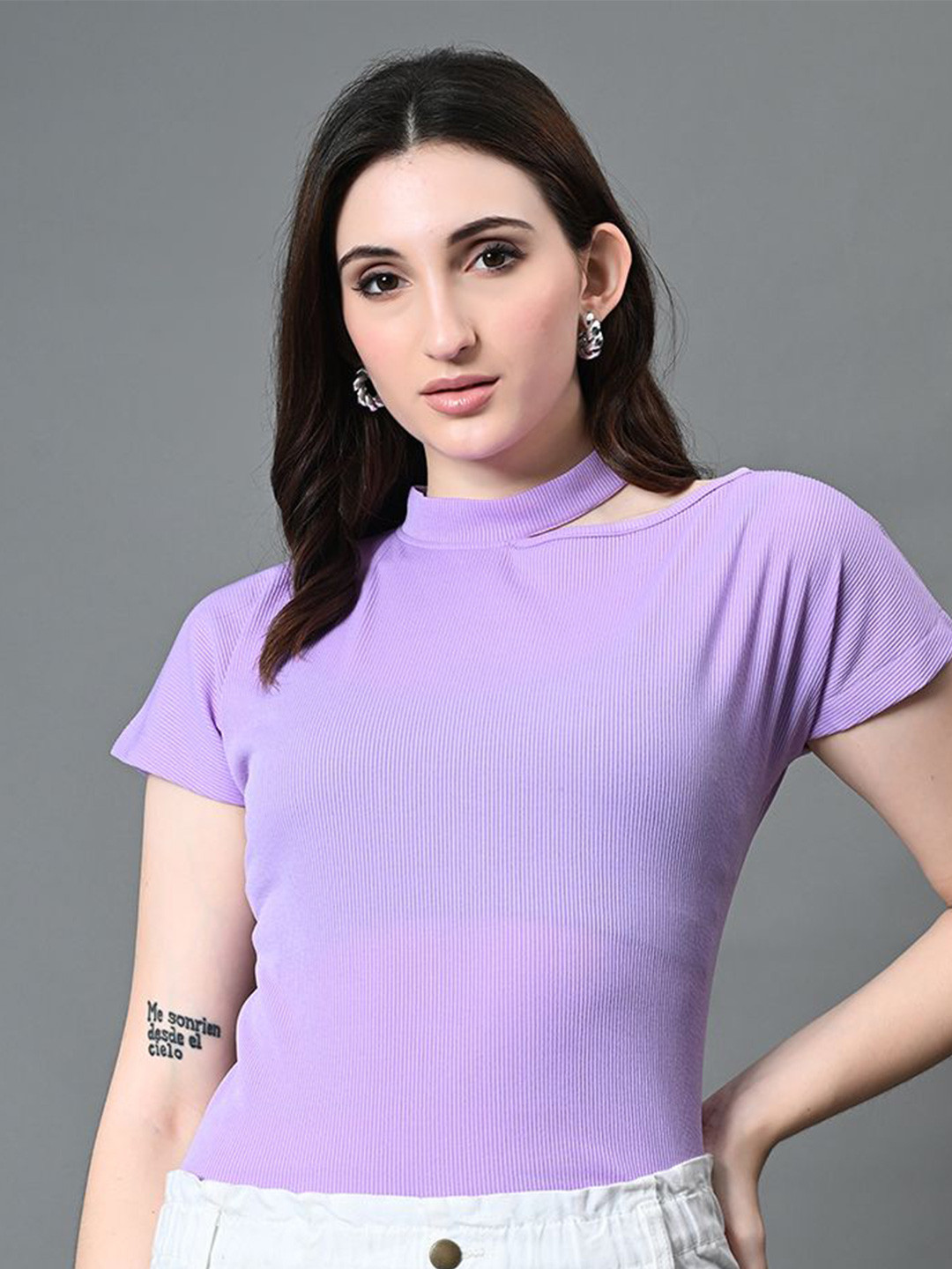 DressBerry Women Soilid Ribbed  Crop Top