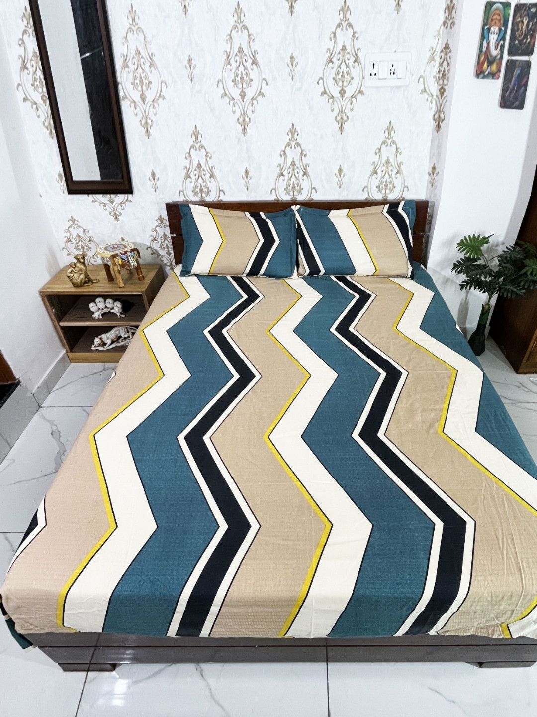 Marika Blue Chevron Polycotton Breathable 180 TC King Fine Bedsheet with 2 Pillow Covers-90 x 100 inches