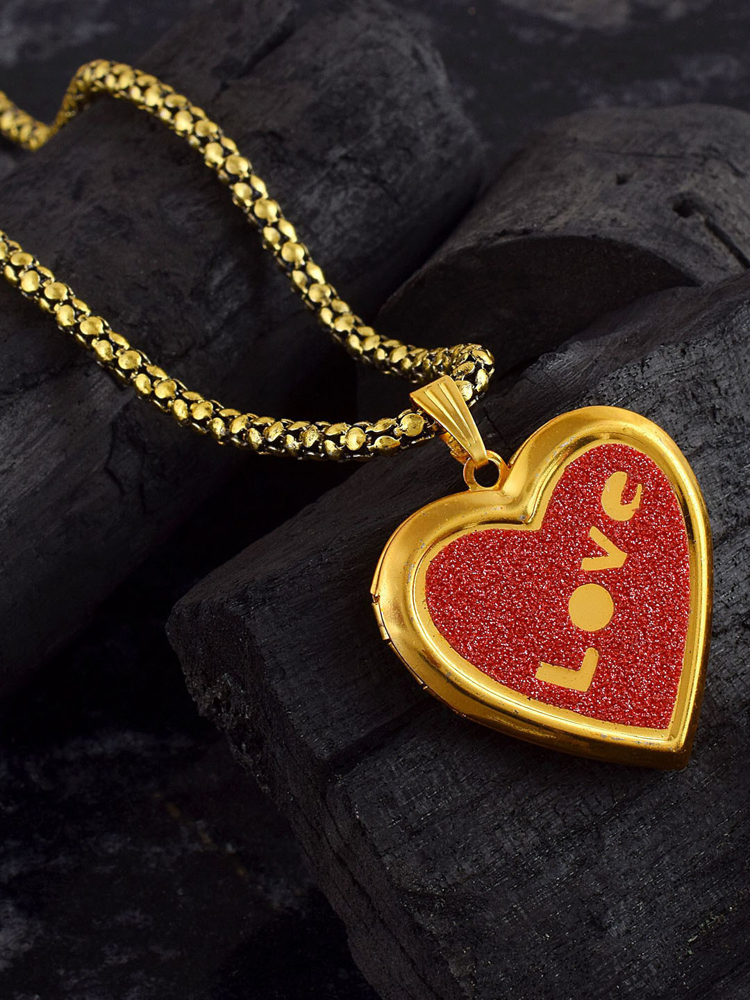 ADMIER Unisex Gold-Plated Heart Shaped Photo Locket Pendant with Chain