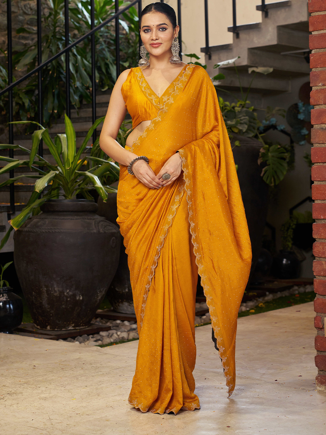 Sanwariya Silk Embellished Sequinned Silk Blend Saree