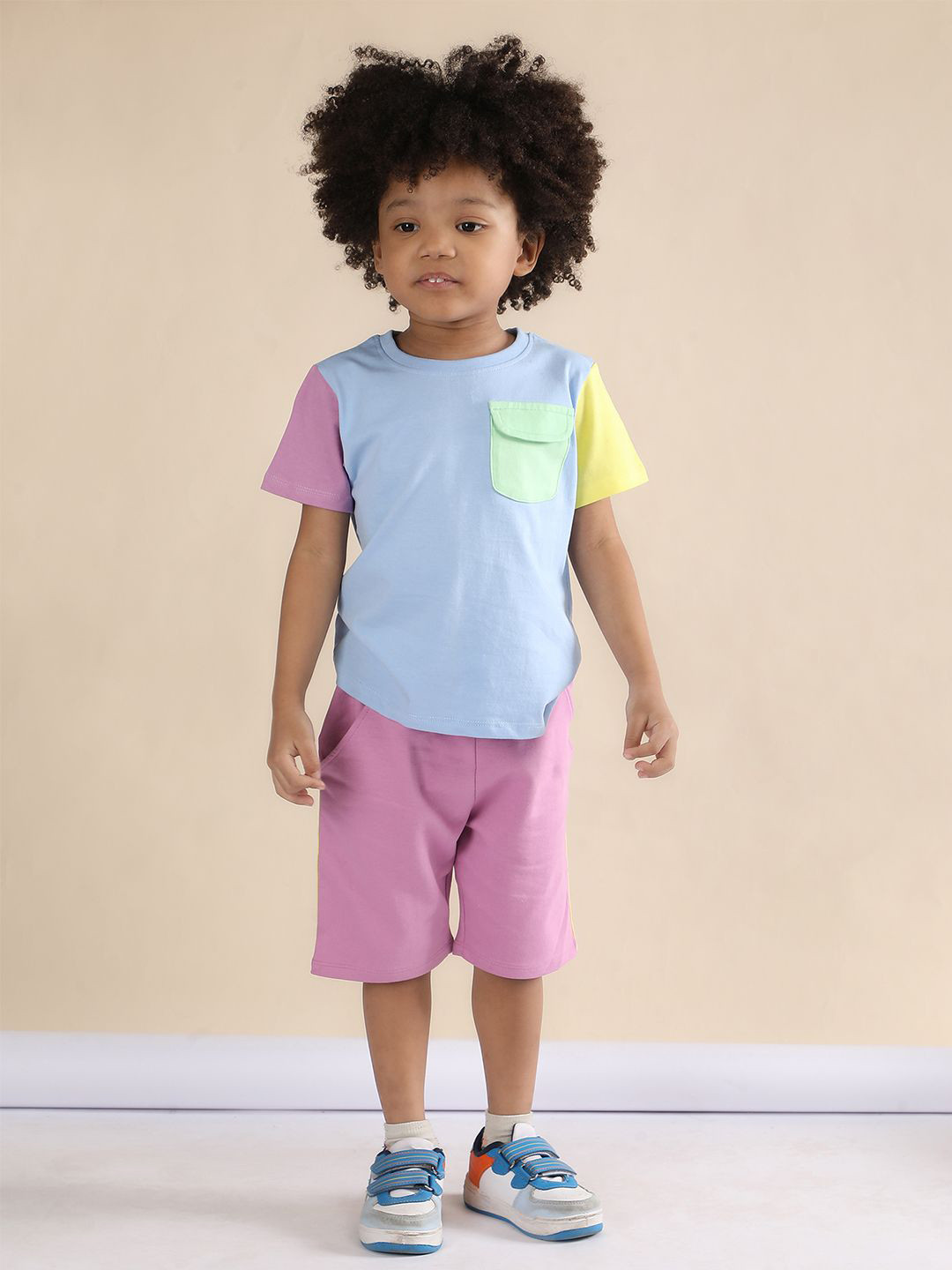 Polka Tots Kids Colorblocked Pure Cotton T-Shirt With Shorts