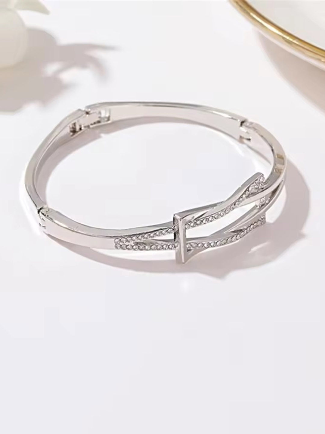 Elegant Silver Bangle Type Bracelet For Women with Geometric Design