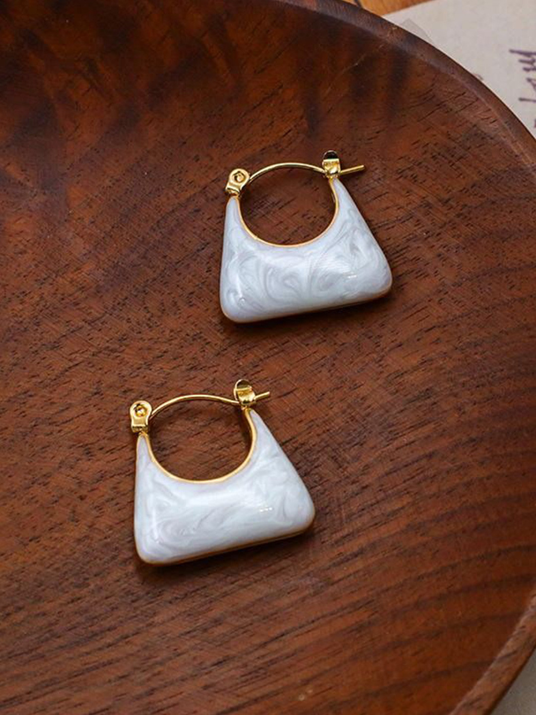 HOUSEOFTRENDZZ Stainless Steel Gold-Plated Contemporary Studs