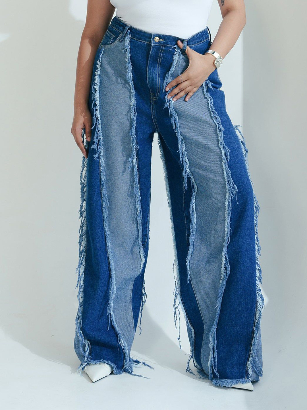 FREAKINS Women Fray Wave Curve Straight Jeans