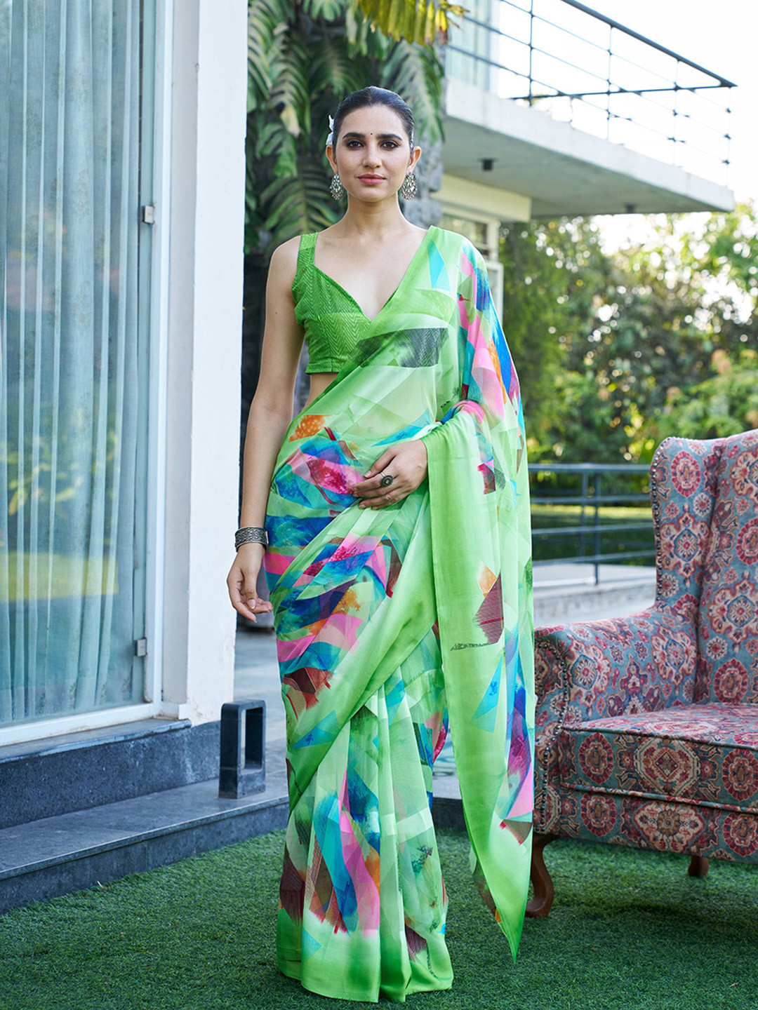 SANJANA SILKWomen Abstract Printed  Satin Bagh Saree