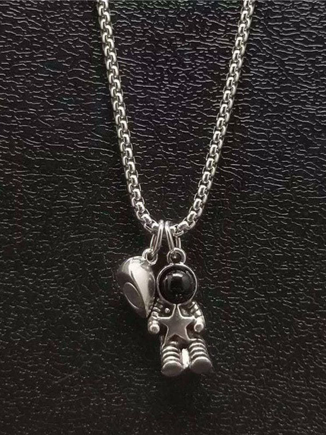Teeragaj Unisex  Set Of 2 Astronaut & Heart Magnetic Pendant With Chain