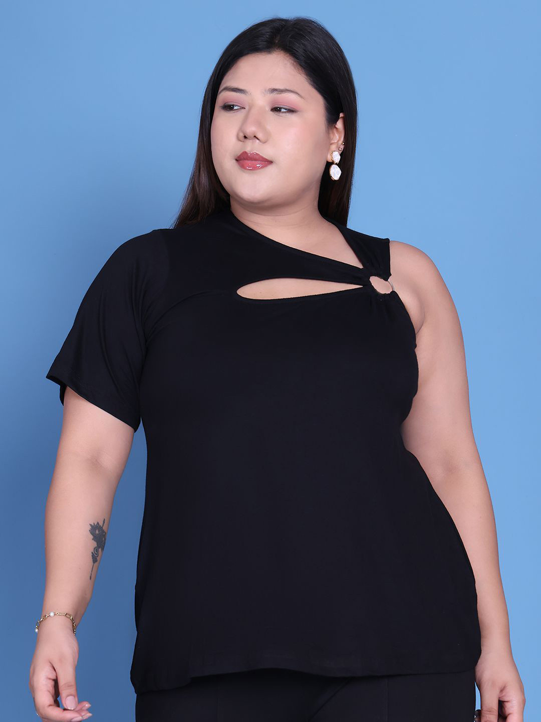theRebelinme Women Plus Size One Shoulder Top With Cut-out Detailed