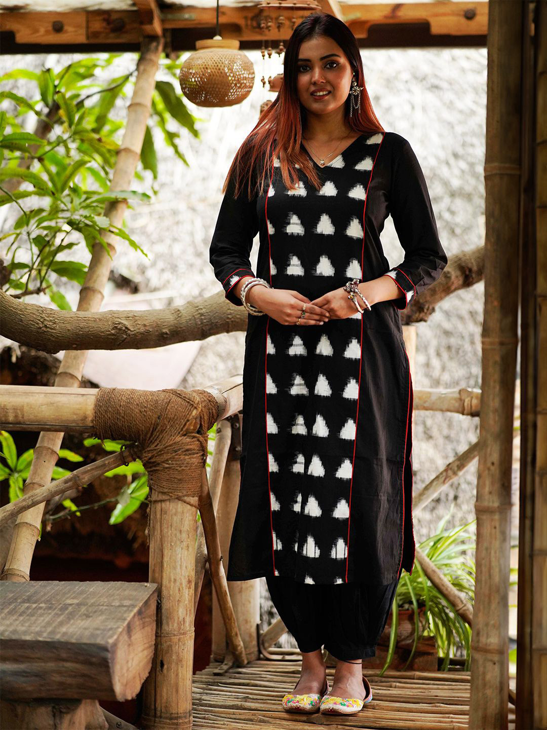 Weaves of Tradition Women Abstract Printed Ikat Daily Cotton Straight Kurtas