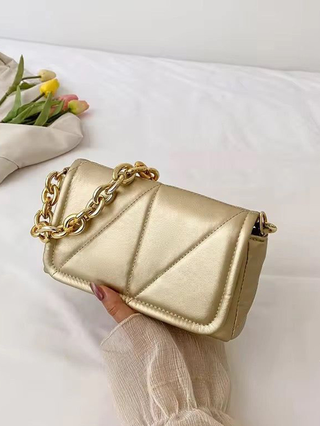 THEPANDASTOREE Women Quilted Chain Shoulder Bag