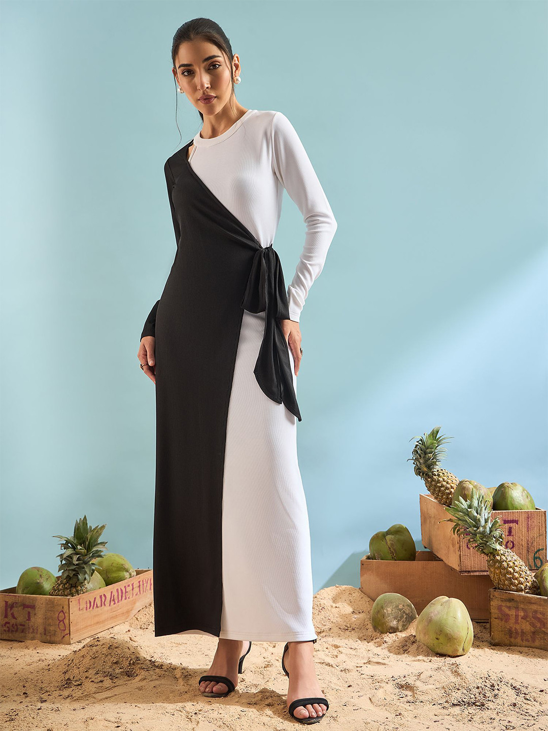 PANIT Tie-Ups Wrap Maxi Dress