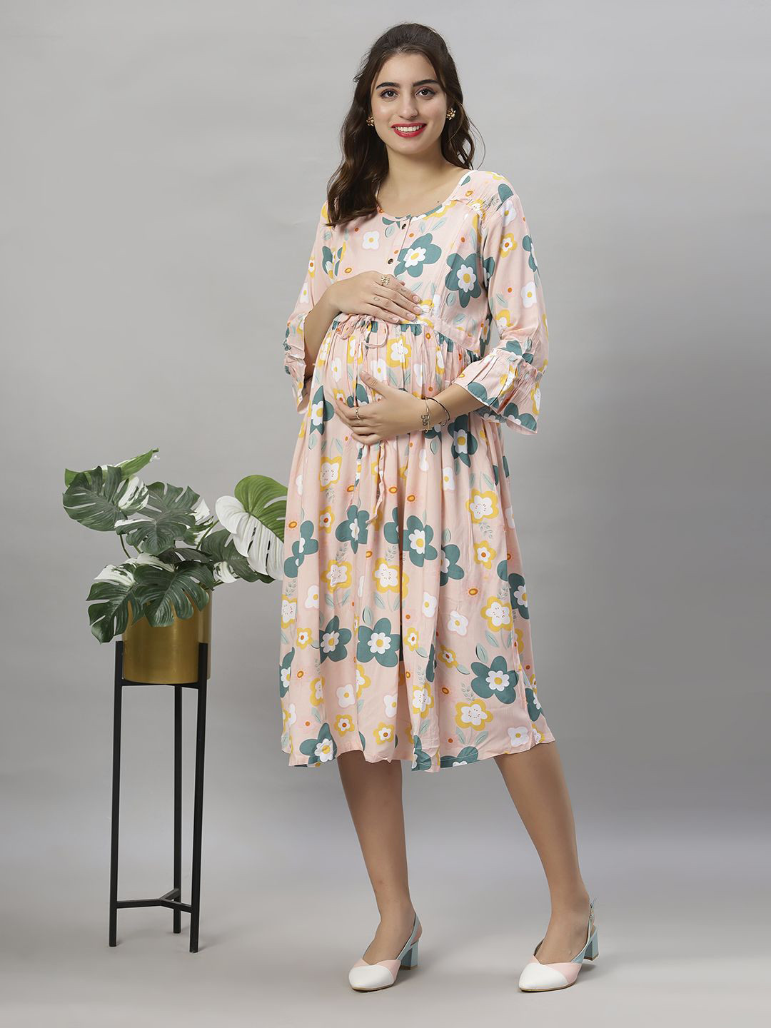 Mammas Maternity Floral Printed Bell Sleeves Maternity Fit and Flare Midi Dress