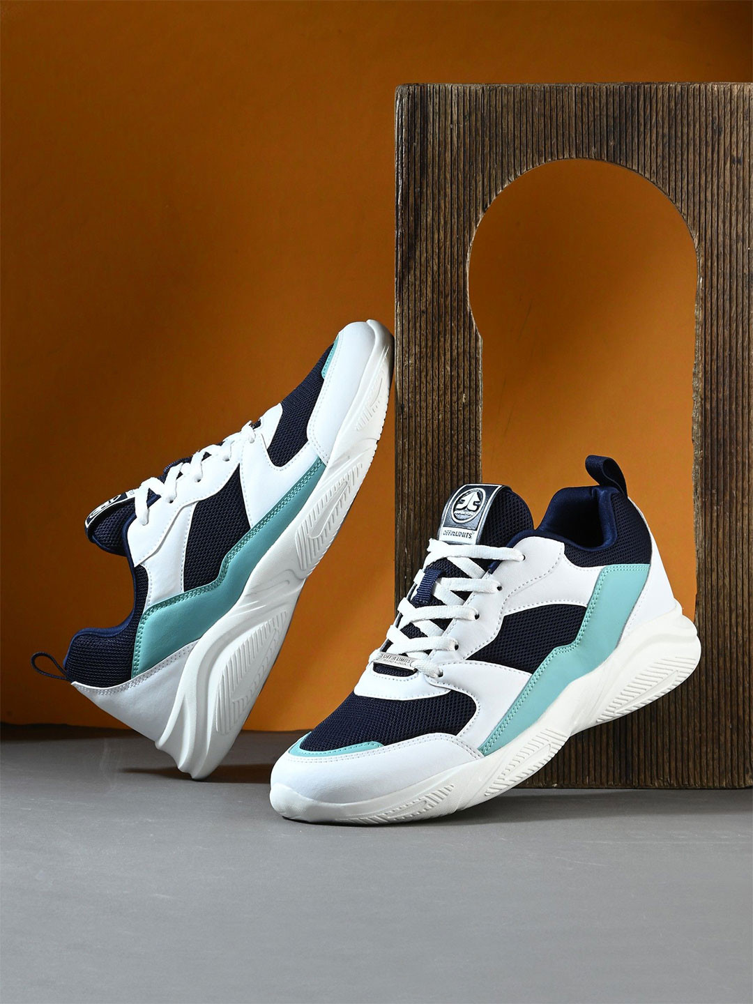 OFF LIMITS HACHIKO Men Colourblocked Mesh Running Non-Marking Shoes