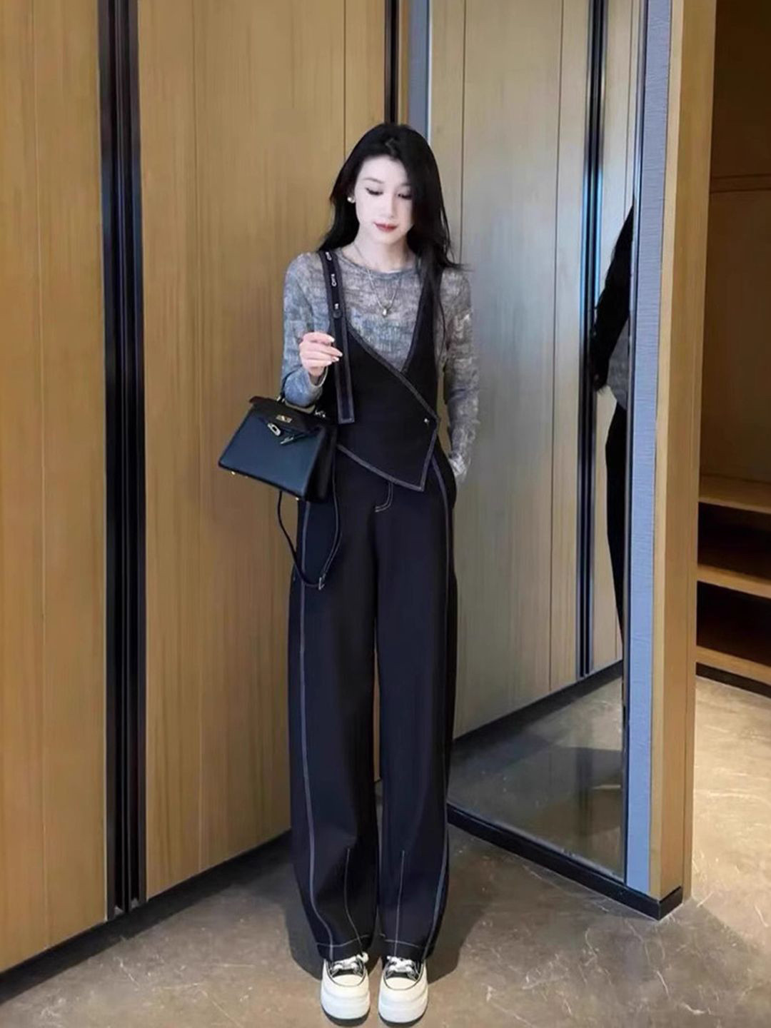 DressBerry Dungarees With T-Shirt