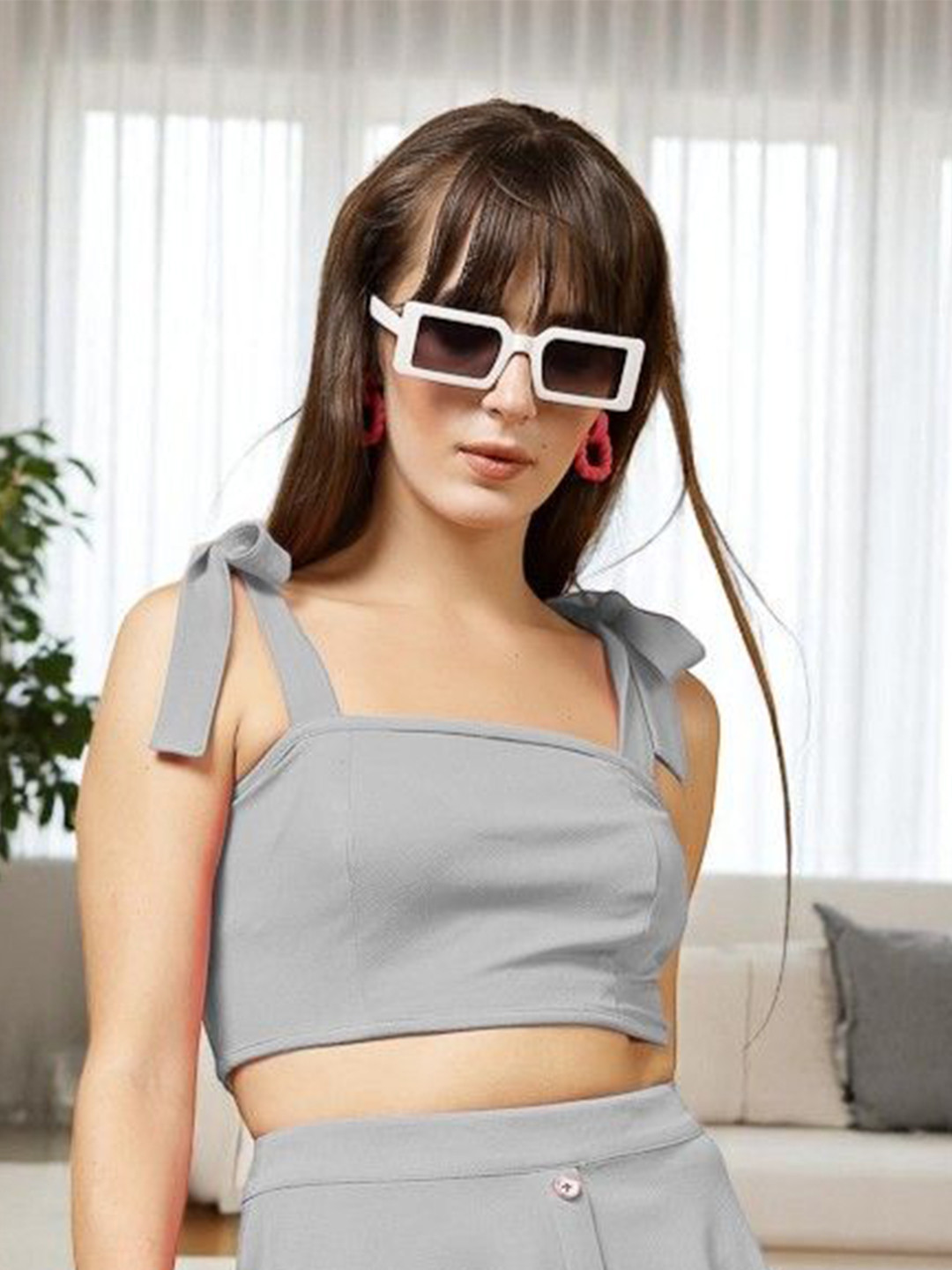 OOMPH! FACTOR Women Square Neck Fitted Crop Top