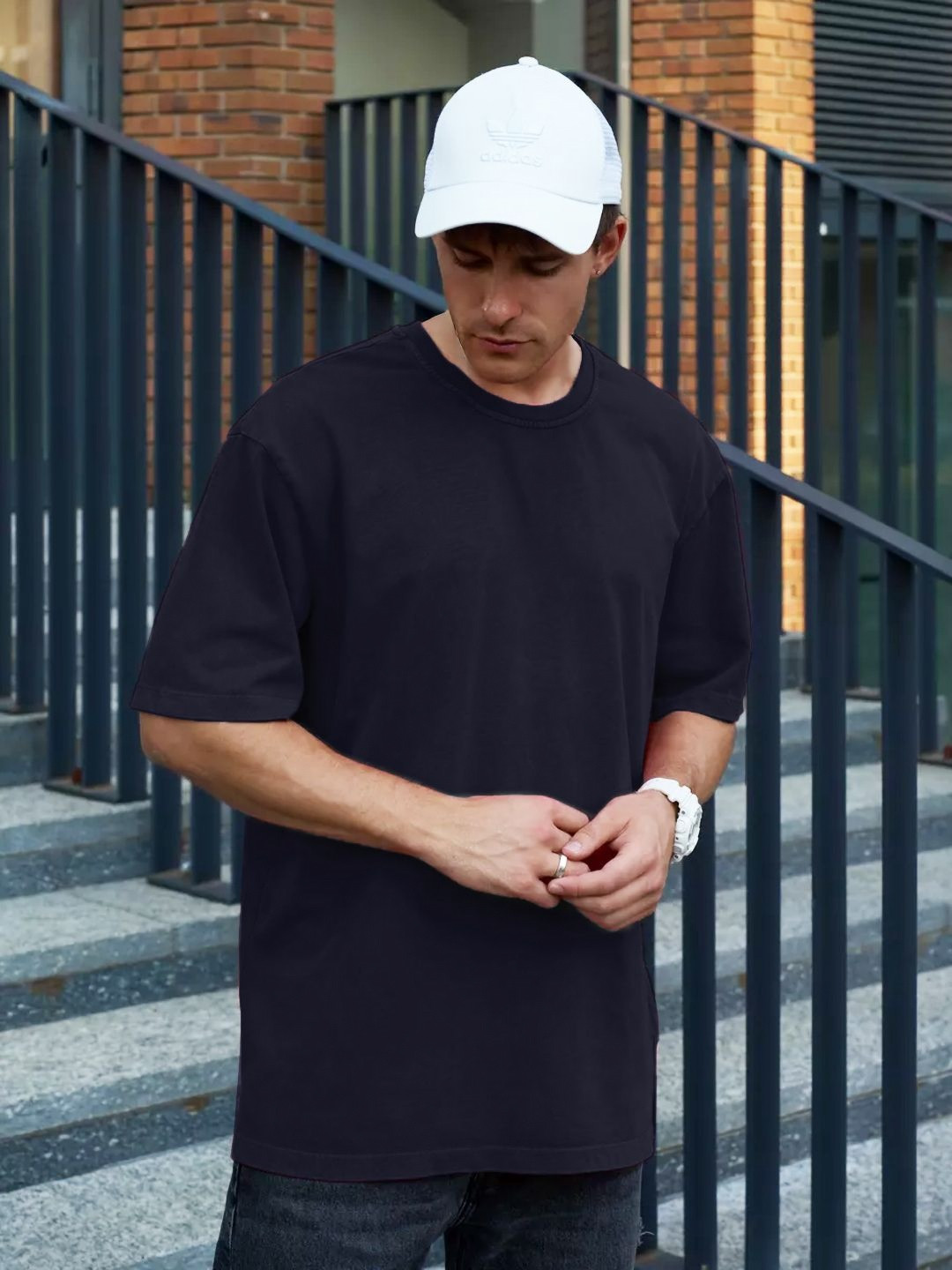 Leotude Round Neck Drop Sholder Half Sleeve Cotton Ovesized Casual T-shirt