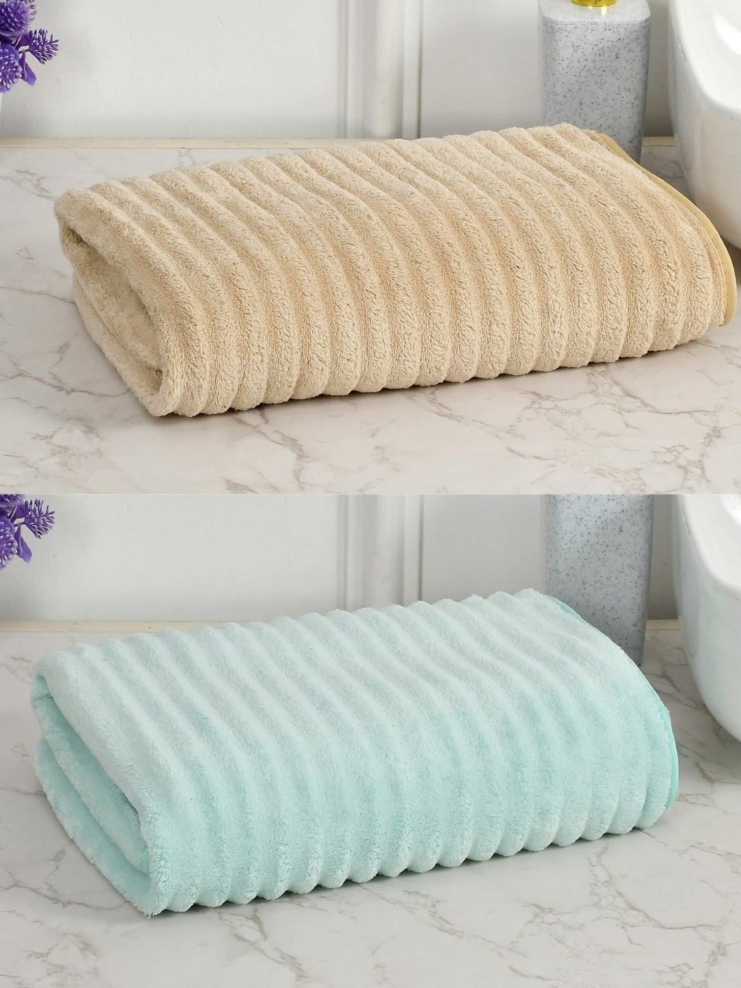 Cotton Bolls Textiles Beige & Green 2 Other 300 GSM Bath Towel