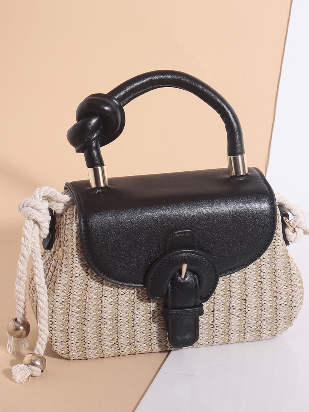 TREASO CLOSET Women Lily Sling Bag