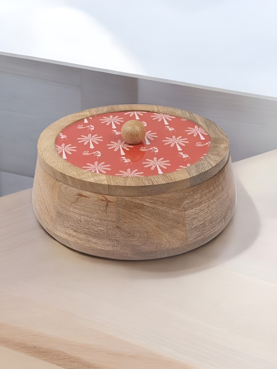 VarEesha Maroon & Beige Warli Printed Wooden Roti Box