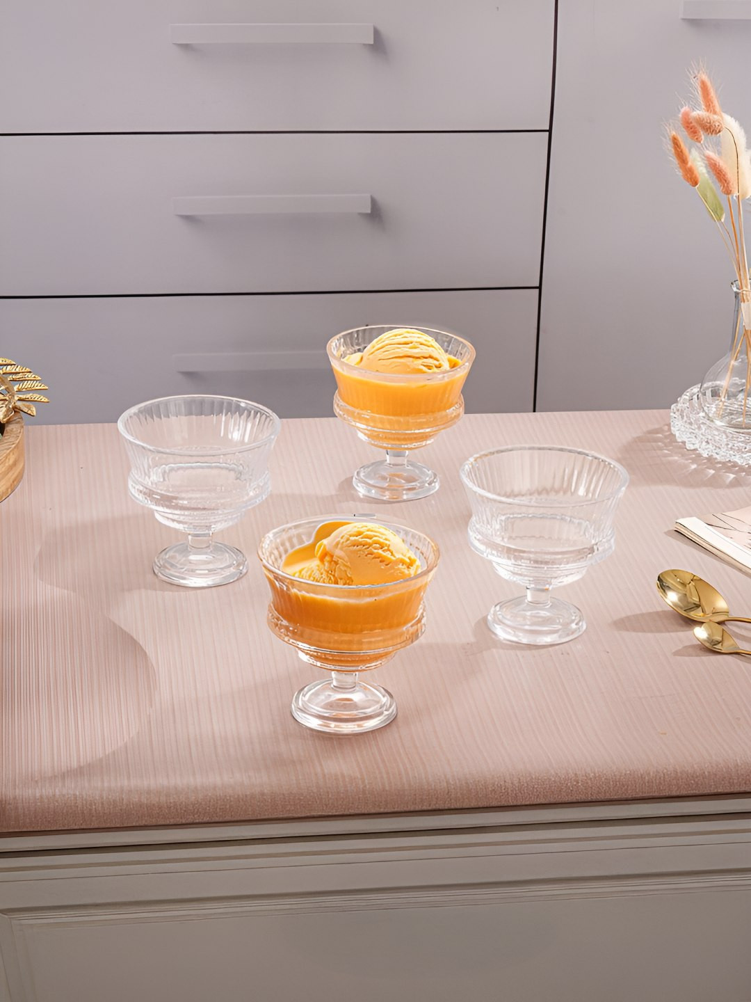 Troveas Transparent 4 Pieces Glass Dishwasher Safe Ice Cream Serving Bowls